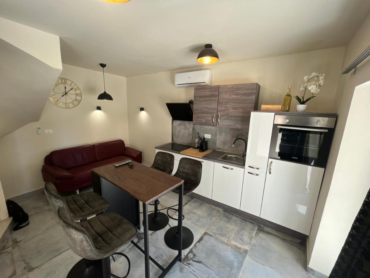 Townhouse Sea View Villa ซาดาร์ ภายนอก รูปภาพ